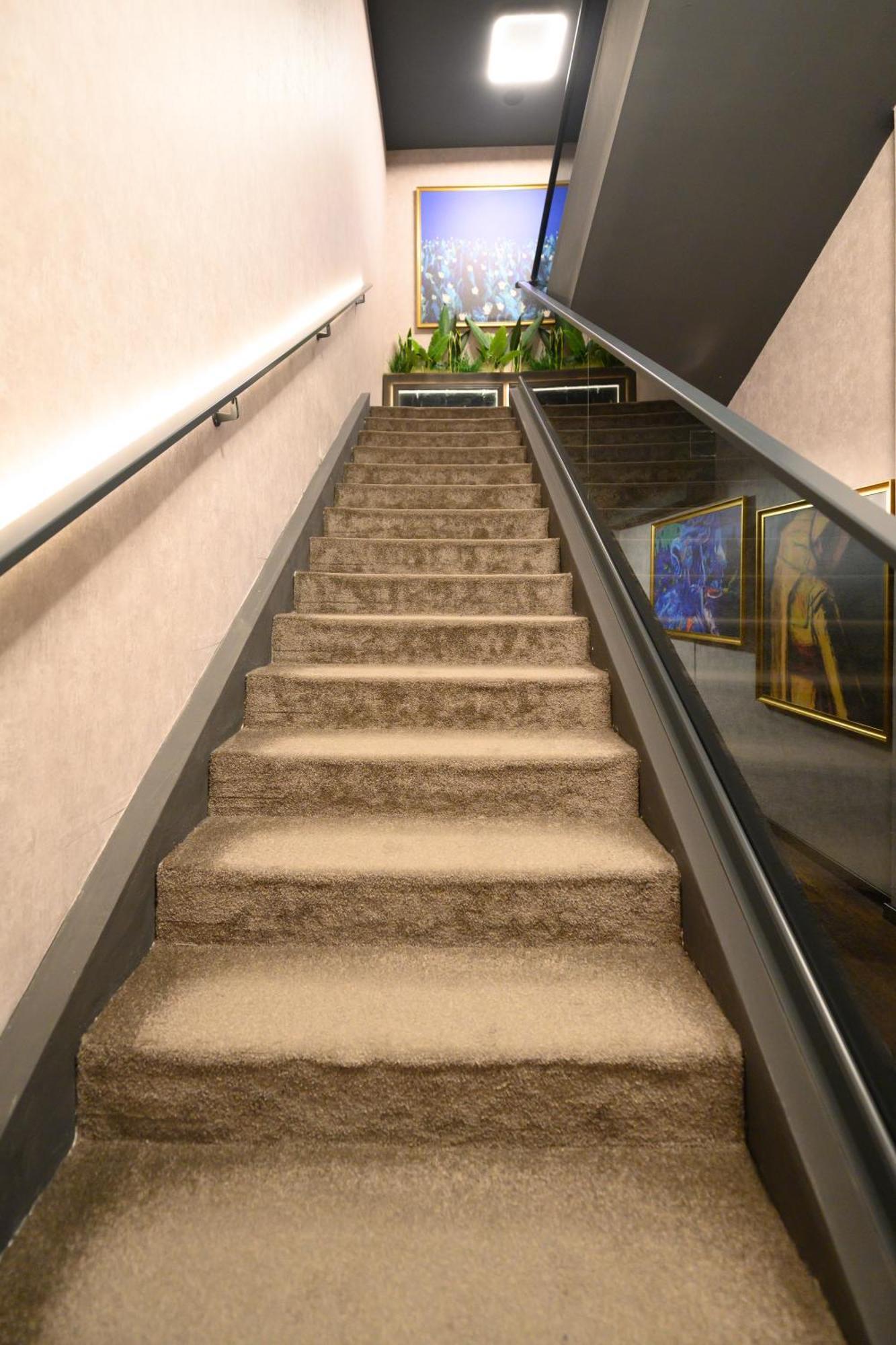 סקופיה Hotel Macedonia Square מראה חיצוני תמונה