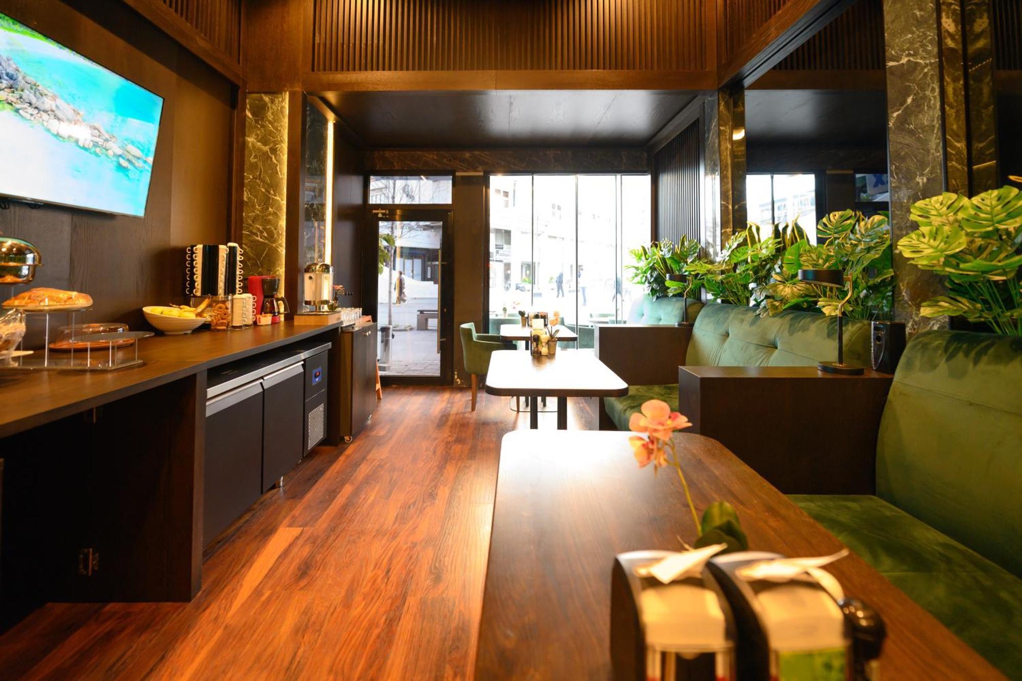 סקופיה Hotel Macedonia Square מראה חיצוני תמונה